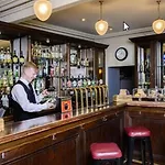 Commodore Hotel