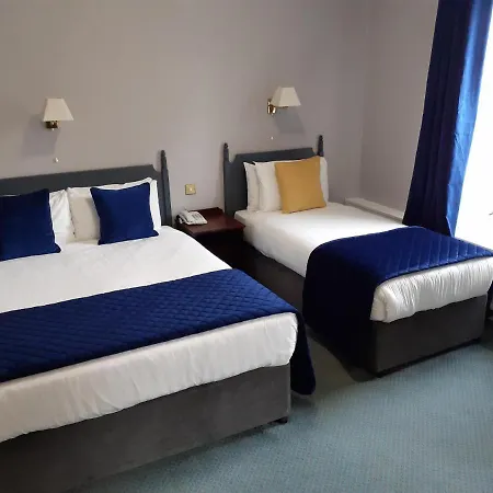 Hotel Commodore