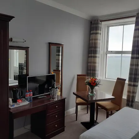 Commodore 2* コーヴ