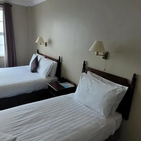 Commodore Hotel