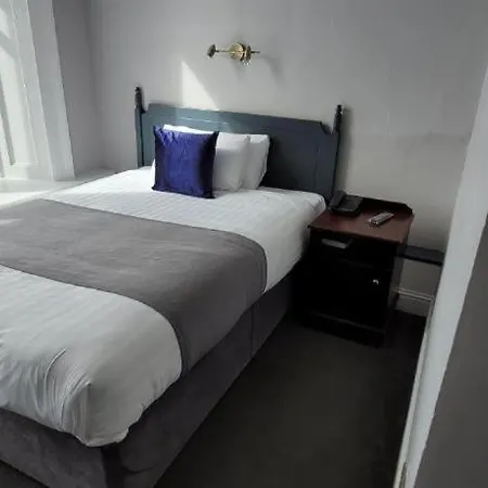 Commodore ホテル コーヴ