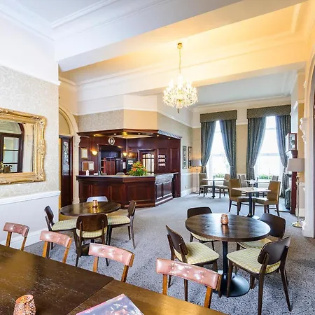 Commodore 2* コーヴ